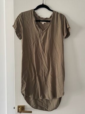 cloth & stone V-Neck Short Sleeve dress
